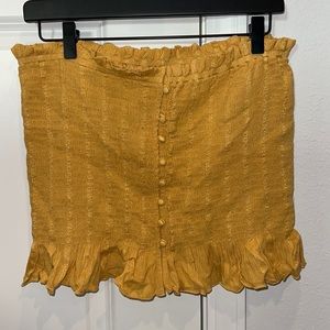 NWT American Eagle Tank top Cropped. Size XL. Wrinkled from moving. Smoke free